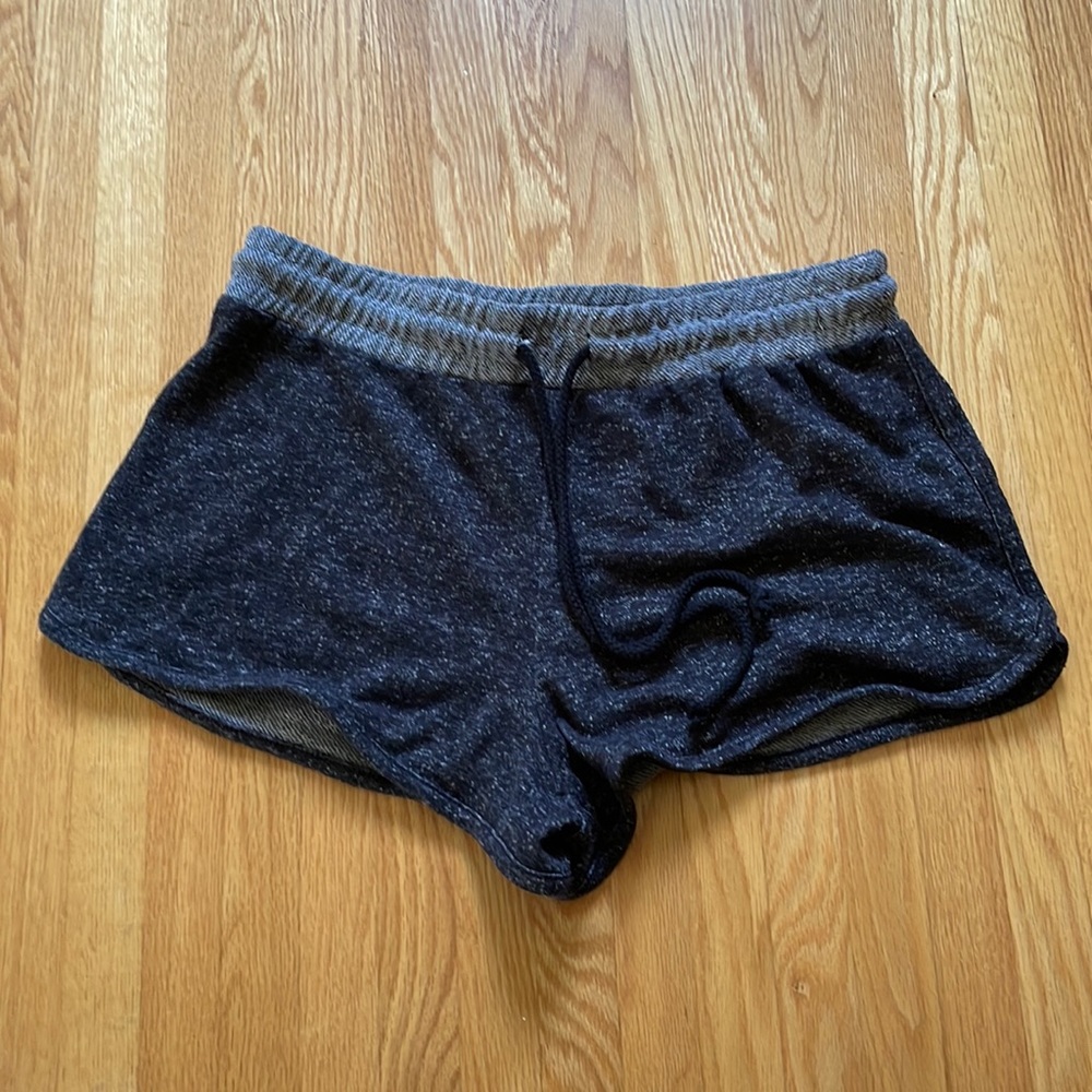 Shorty shorts